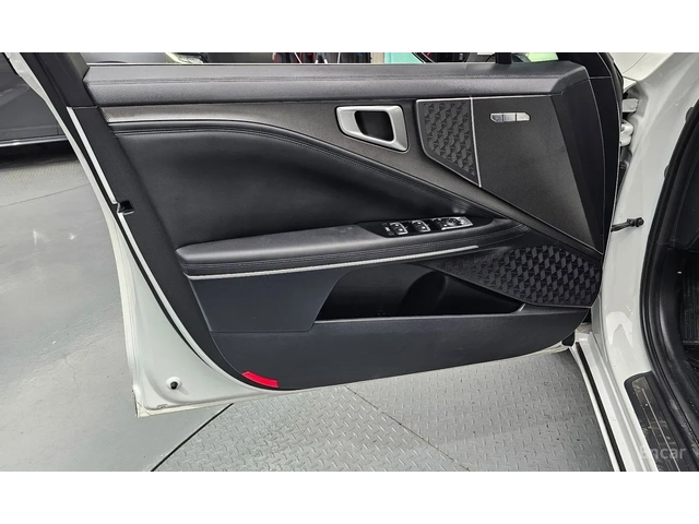 Kia K8 LPG / ОБДУХ / DISTRONIC / LINE ASSIST / ПАМЕТИ - автомобили, коли, обяви за нови и употребявани 7