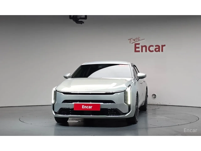 Kia K8 - автомобили, коли, обяви за нови и употребявани 1