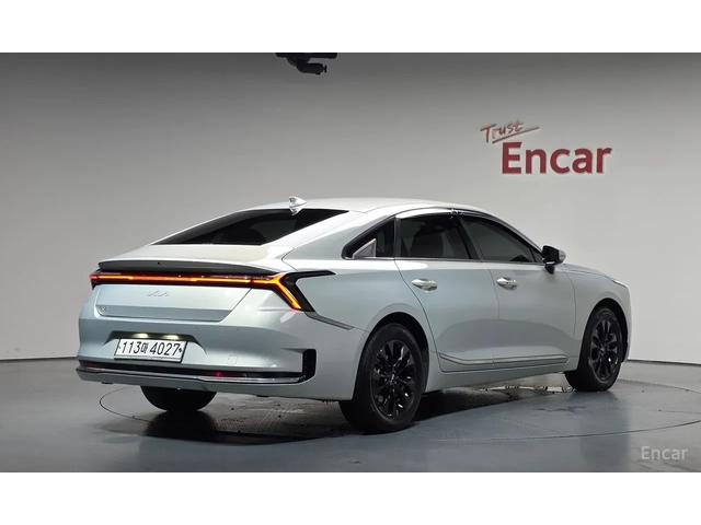 Kia K8 - автомобили, коли, обяви за нови и употребявани 3