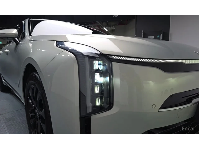 Kia K8 - автомобили, коли, обяви за нови и употребявани 4