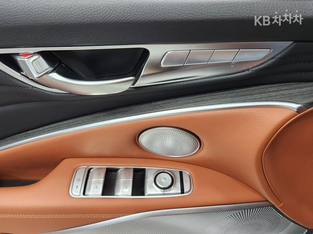 Kia K9 3.8 GDI AWD Platinum ЛИЗИНГ БЕЗ ПЪРВОНАЧАЛНА ВН. - автомобили, коли, обяви за нови и употребявани 6