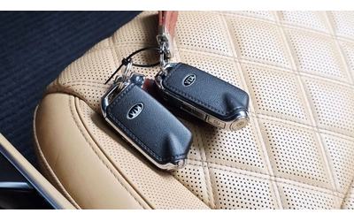 Kia Mohave 4WD* HUD* 7МЕСТЕН* КОЖА* ОБДУХВ* НАВИ* ПАНО - автомобили, коли, обяви за нови и употребявани 13