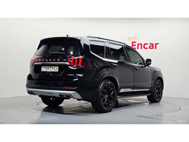 Kia Mohave 4WD* HUD* 7МЕСТЕН* КОЖА* ОБДУХВ* НАВИ* ПАНО - автомобили, коли, обяви за нови и употребявани 1