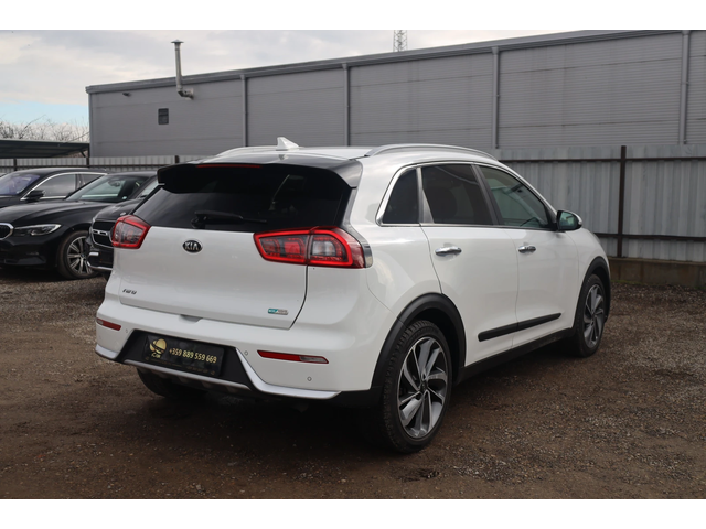 Kia Niro Niro - автомобили, коли, обяви за нови и употребявани 4