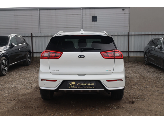 Kia Niro Niro - автомобили, коли, обяви за нови и употребявани 5