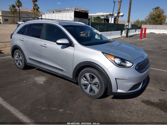 Kia Niro 1.6L I-4 DI, DOHC, VVT, 104HP Front Wheel Drive - автомобили, коли, обяви за нови и употребявани 0