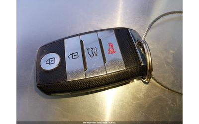 Kia Niro 1.6L I-4 DI, DOHC, VVT, 104HP Front Wheel Drive - автомобили, коли, обяви за нови и употребявани 10