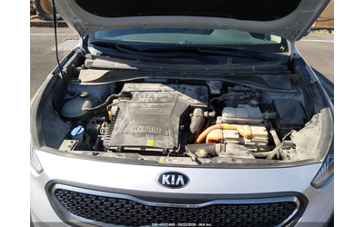 Kia Niro 1.6L I-4 DI, DOHC, VVT, 104HP Front Wheel Drive - автомобили, коли, обяви за нови и употребявани 9