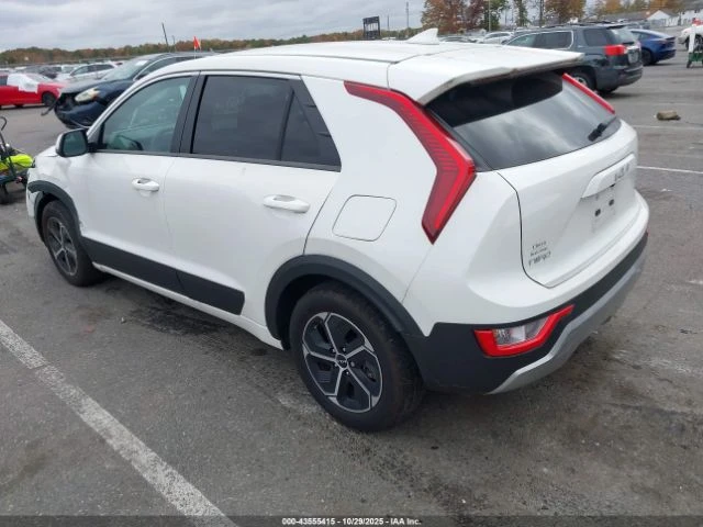Kia Niro LX - автомобили, коли, обяви за нови и употребявани 2