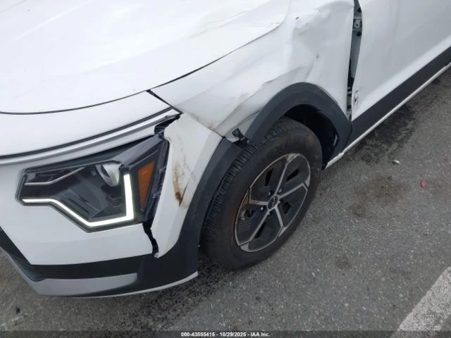 Kia Niro LX - автомобили, коли, обяви за нови и употребявани 5