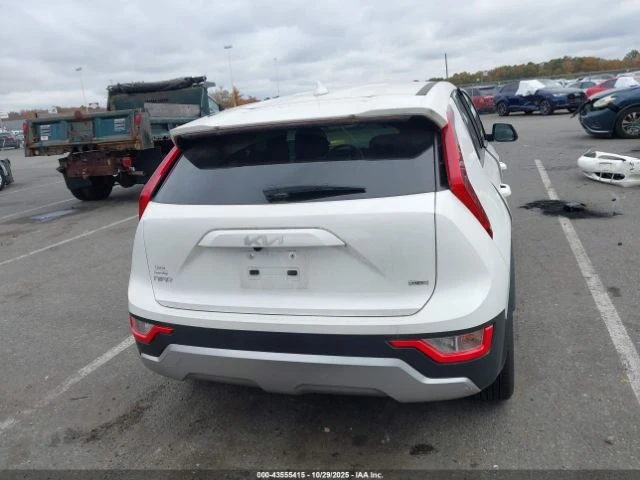 Kia Niro LX - автомобили, коли, обяви за нови и употребявани 9