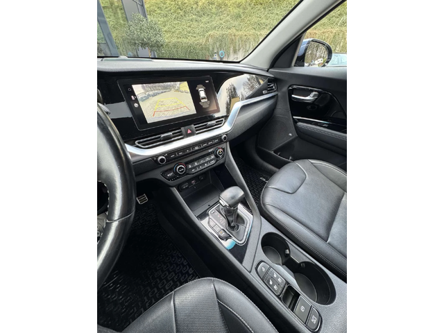 Kia Niro 1, 6 GDI - автомобили, коли, обяви за нови и употребявани 13
