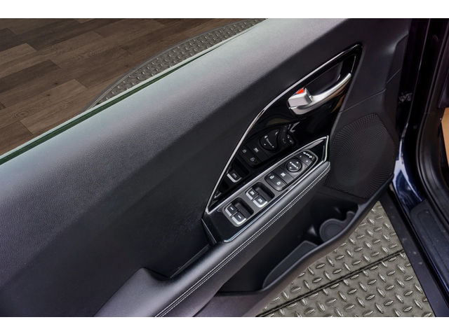 Kia Niro 1.6GDI HEV DCT - автомобили, коли, обяви за нови и употребявани 4