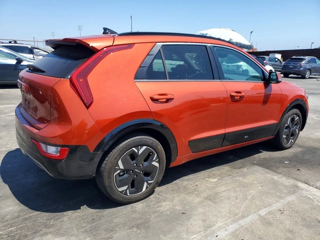 Kia Niro WIND FWD - автомобили, коли, обяви за нови и употребявани 4