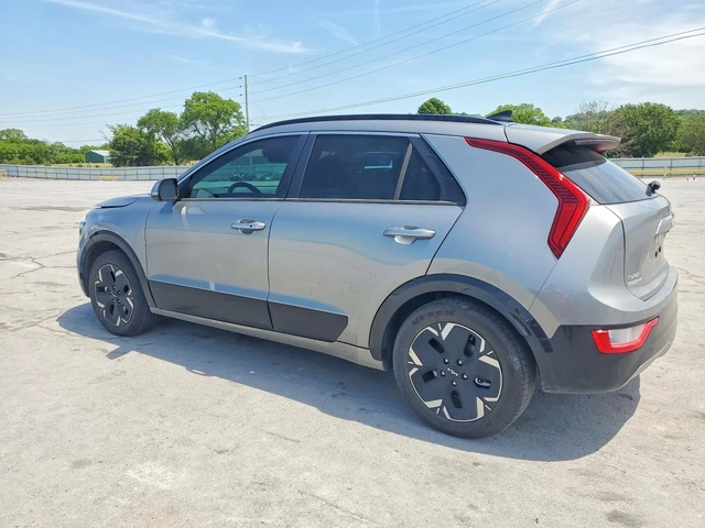 Kia Niro WIND FWD - автомобили, коли, обяви за нови и употребявани 3
