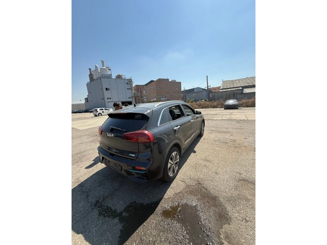 Kia Niro EV - 64 kW - ОЧАКВАН ВНОС - автомобили, коли, обяви за нови и употребявани 2