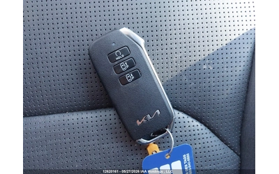 Kia Niro SNOW WHITE PEARL GREY EXTERIOR - автомобили, коли, обяви за нови и употребявани 10