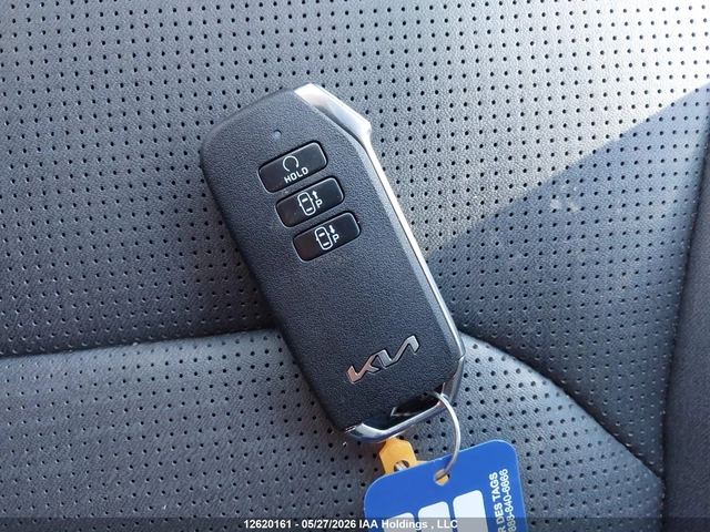 Kia Niro SNOW WHITE PEARL GREY EXTERIOR - автомобили, коли, обяви за нови и употребявани 10
