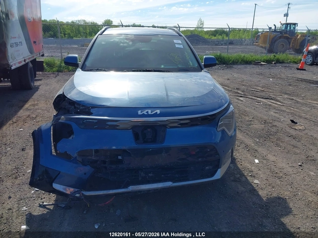 Kia Niro SNOW WHITE PEARL GREY EXTERIOR - автомобили, коли, обяви за нови и употребявани 12
