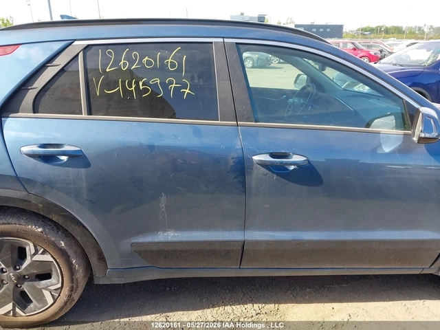 Kia Niro SNOW WHITE PEARL GREY EXTERIOR - автомобили, коли, обяви за нови и употребявани 13