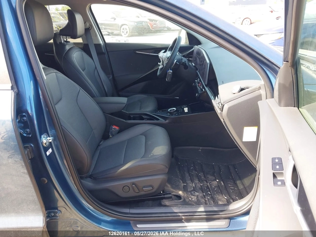 Kia Niro SNOW WHITE PEARL GREY EXTERIOR - автомобили, коли, обяви за нови и употребявани 4