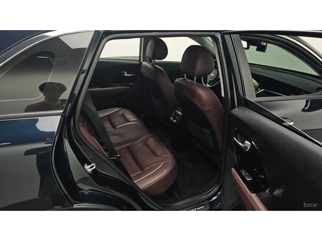 Kia Niro HYBRID* NOBLESSE* ПОДГРЕВ* ОБДУХВАНЕ* КАМЕРА* - автомобили, коли, обяви за нови и употребявани 10