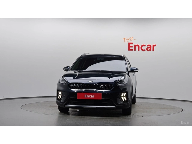 Kia Niro HYBRID* NOBLESSE* ПОДГРЕВ* ОБДУХВАНЕ* КАМЕРА* - автомобили, коли, обяви за нови и употребявани 2