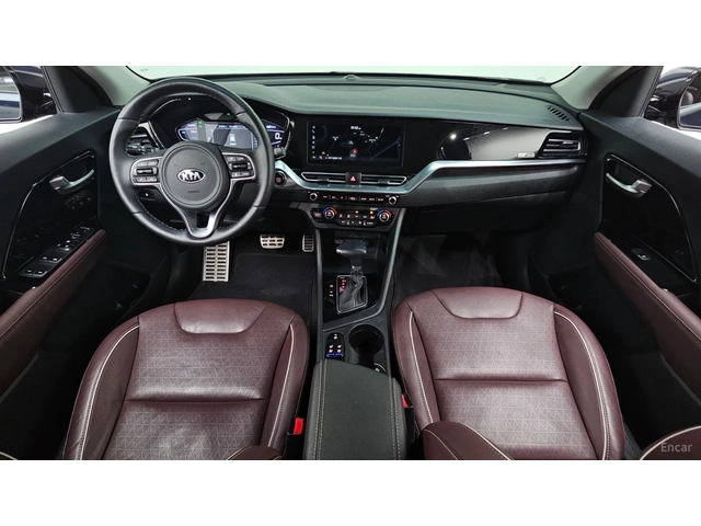 Kia Niro HYBRID* NOBLESSE* ПОДГРЕВ* ОБДУХВАНЕ* КАМЕРА* - автомобили, коли, обяви за нови и употребявани 5