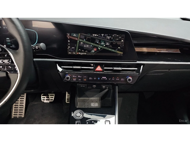 Kia Niro HYBRID* SIGNATURE* ПОДГРЕВ* ОБДУХВАНЕ* КОЖА* КАМЕР - автомобили, коли, обяви за нови и употребявани 12