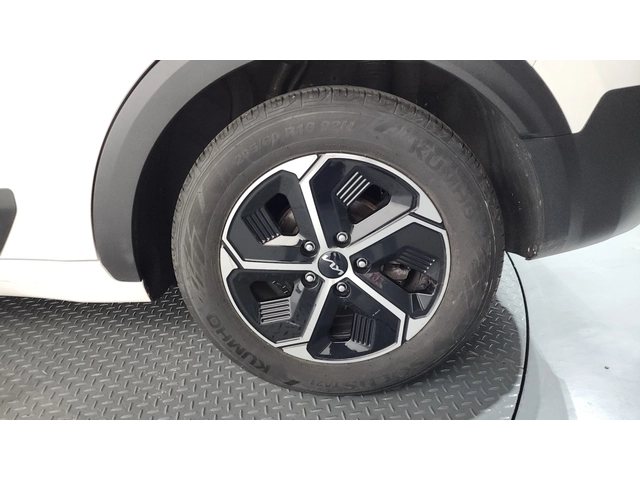 Kia Niro 1.6 Hybrid Trendy | Distronic | Навигация | Камера - автомобили, коли, обяви за нови и употребявани 10
