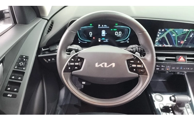 Kia Niro 1.6 Hybrid Trendy | Distronic | Навигация | Камера - автомобили, коли, обяви за нови и употребявани 6