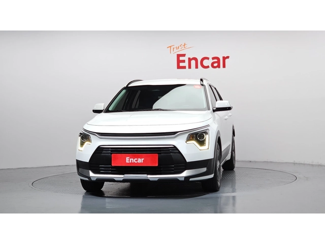 Kia Niro 1.6 Hybrid Trendy | Камера | Отопляем волан - автомобили, коли, обяви за нови и употребявани 2