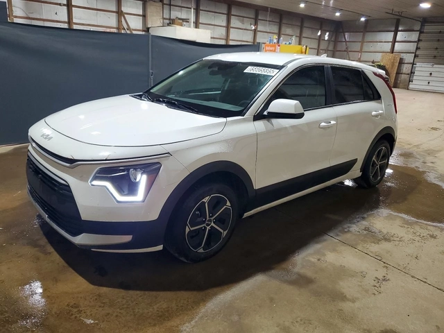 Kia Niro - автомобили, коли, обяви за нови и употребявани 0