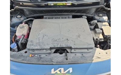 Kia Niro Limited - автомобили, коли, обяви за нови и употребявани 13