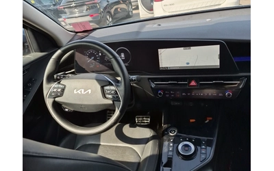 Kia Niro Limited - автомобили, коли, обяви за нови и употребявани 8