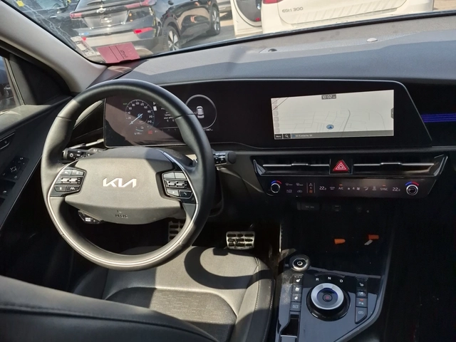 Kia Niro Limited - автомобили, коли, обяви за нови и употребявани 8
