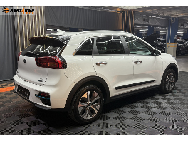 Kia Niro - автомобили, коли, обяви за нови и употребявани 4