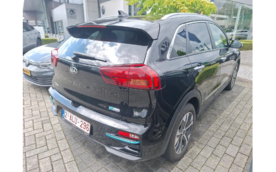kia-niro-e-niro-64-kwh-more-ochakvan - 2