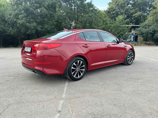 Kia Optima - автомобили, коли, обяви за нови и употребявани 10