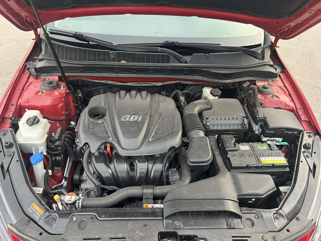 Kia Optima - автомобили, коли, обяви за нови и употребявани 11