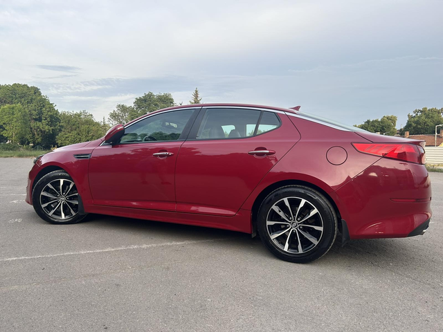 Kia Optima - автомобили, коли, обяви за нови и употребявани 1