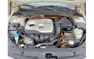 Kia Optima 2.0L 4 FRONT WHEEL DRIVE - автомобили, коли, обяви за нови и употребявани 10