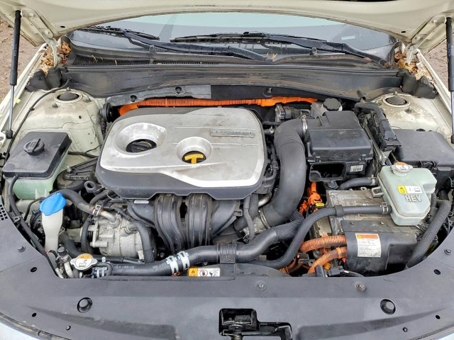 Kia Optima 2.0L 4 FRONT WHEEL DRIVE - автомобили, коли, обяви за нови и употребявани 10