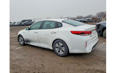 kia-optima-2-0l-4-front-wheel-drive - 1