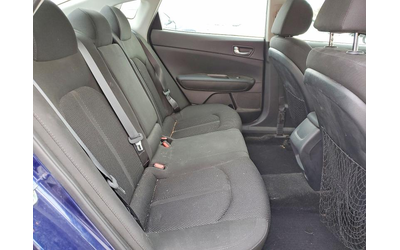 Kia Optima 2.4L 4 Front-wheel Drive - автомобили, коли, обяви за нови и употребявани 10