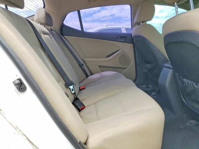 Kia Optima 2.4L 4 FRONT WHEEL DRIVE - автомобили, коли, обяви за нови и употребявани 9
