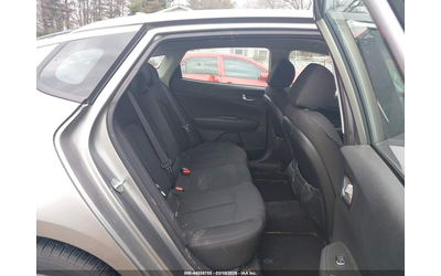 Kia Optima 2.4L I-4 DI, DOHC, VVT, 185HP Front Wheel Drive - автомобили, коли, обяви за нови и употребявани 7