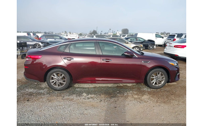 Kia Optima 2.4L I-4 DI, DOHC, VVT, 185HP Front Wheel Drive - автомобили, коли, обяви за нови и употребявани 12