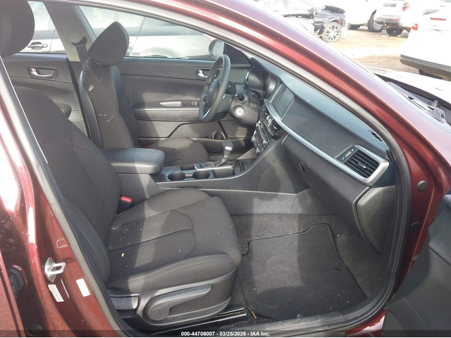 Kia Optima 2.4L I-4 DI, DOHC, VVT, 185HP Front Wheel Drive - автомобили, коли, обяви за нови и употребявани 4