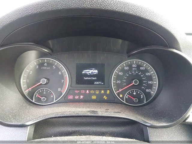 Kia Optima 2.4L I-4 DI, DOHC, VVT, 185HP Front Wheel Drive - автомобили, коли, обяви за нови и употребявани 6